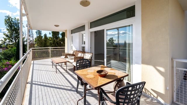 2 bedroom Apartment for rent in Son Armadans, Palma de Mallorca - € 2,100 (Ref: 9952045)