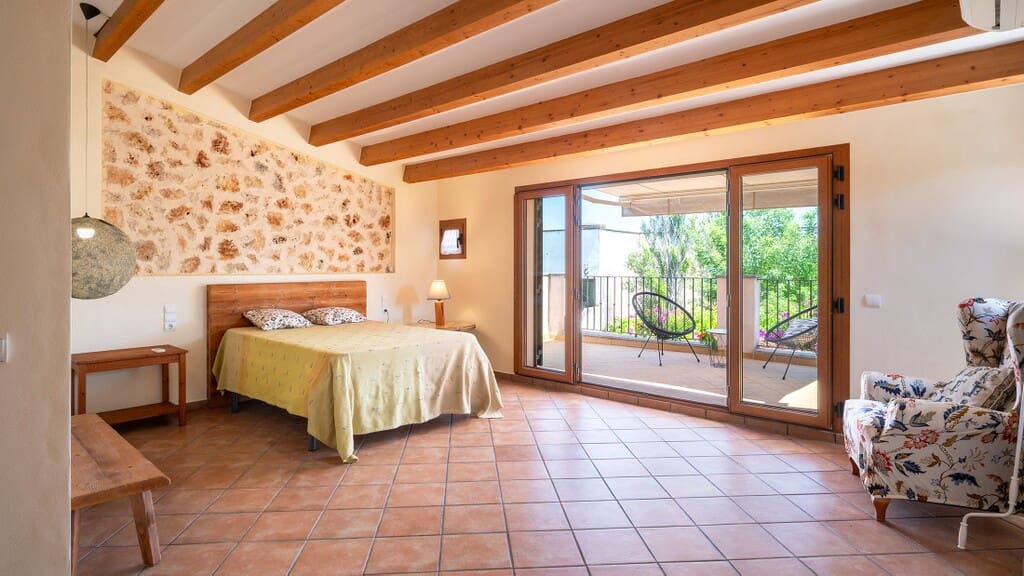 2 bedroom Townhouse for sale in Llubi with pool - € 890,000 (Ref: 9957576)