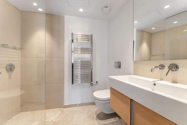 3 soverom Hus til salgs i Es Molinar / El Molinar, Palma de Mallorca med svømmebasseng - € 3 750 000 (Ref: 9957578)