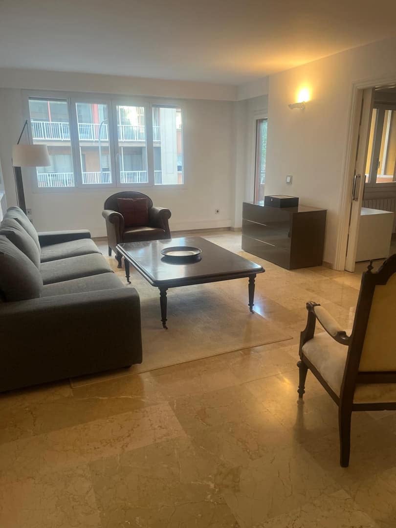 4 Zimmer Apartment zu vermieten in Palma de Mallorca mit Garage - 3.250 € (Ref: 9962274)