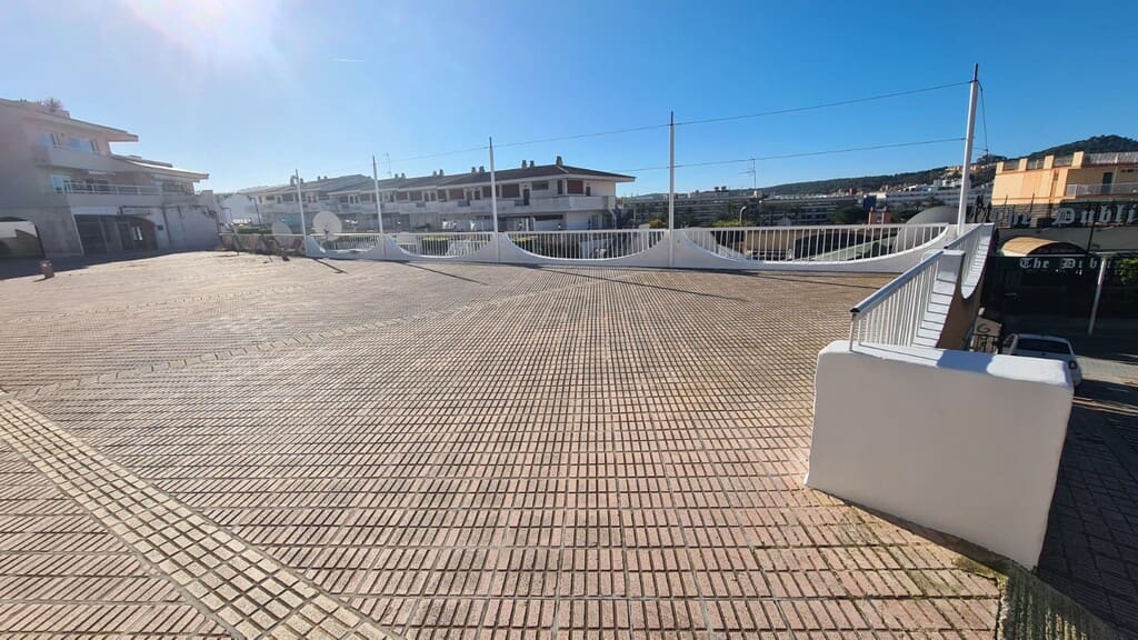 Kommersiell til salgs i Santa Ponsa - € 495 000 (Ref: 9969332)