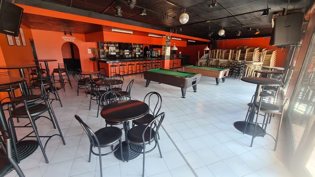 Local Commercial à vendre à Santa Ponsa - 495 000 € (Ref: 9969332)
