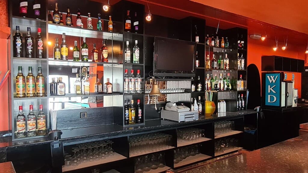 Local Commercial à vendre à Santa Ponsa - 495 000 € (Ref: 9969332)