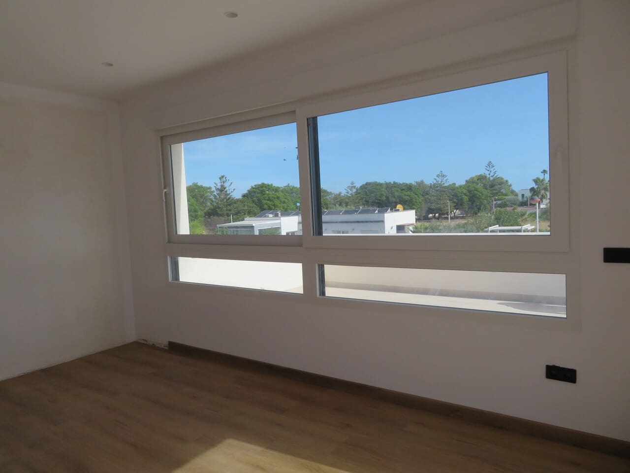 3 bedroom Villa for sale in Els Poblets with pool garage - € 590,000 (Ref: 10030967)