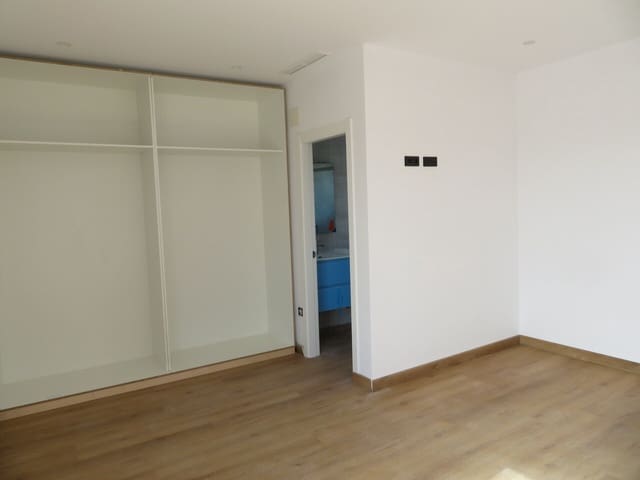 3 bedroom Villa for sale in Els Poblets with pool garage - € 590,000 (Ref: 10030967)