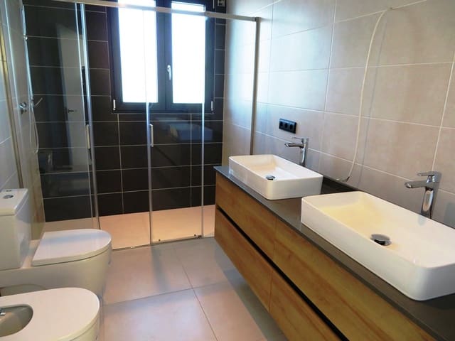 3 slaapkamer Villa te koop in Els Poblets met zwembad garage - € 590.000 (Ref: 10038964)