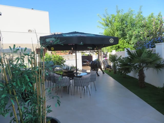 3 bedroom Villa for sale in El Vergel / Verger with pool garage - € 745,000 (Ref: 10077042)