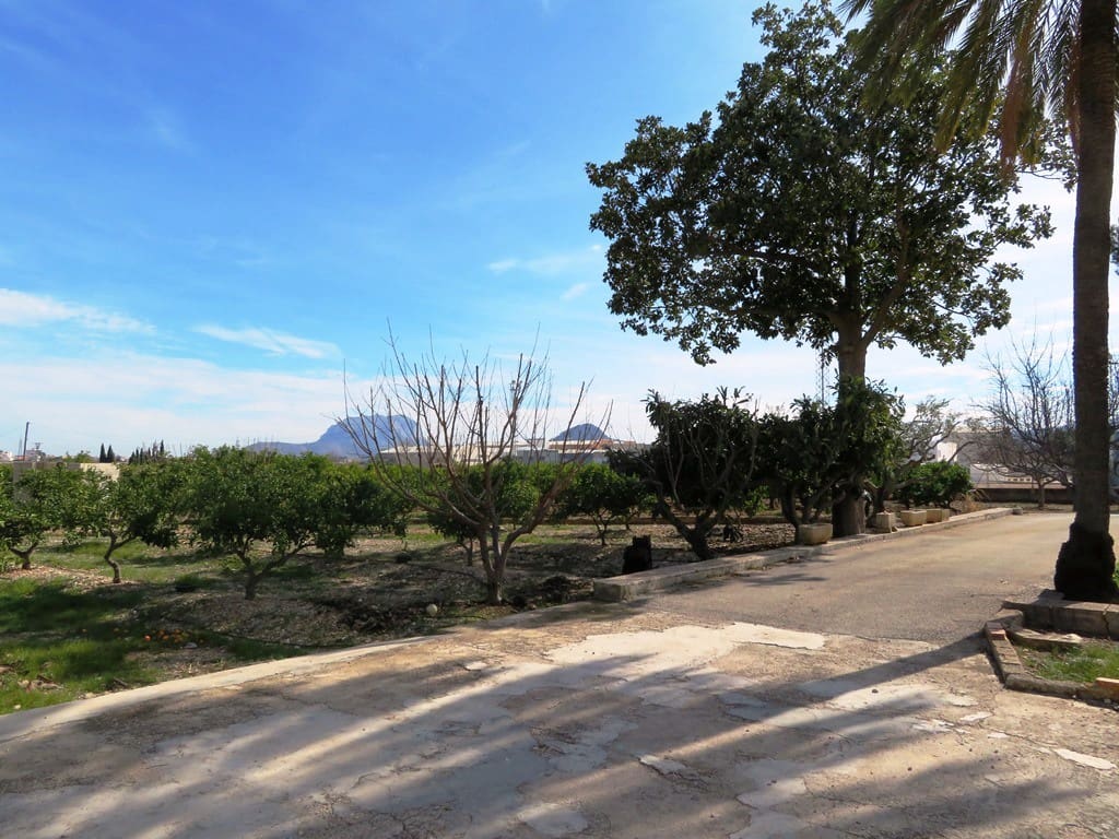 5 soveværelse Villa til salg i Beniarbeig med garage - € 635.000 (Ref: 8107387)