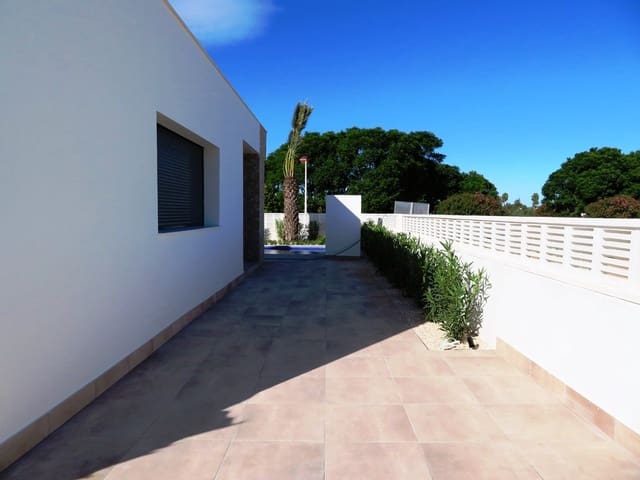 3 bedroom Villa for sale in Els Poblets with pool garage - € 590,000 (Ref: 8252202)