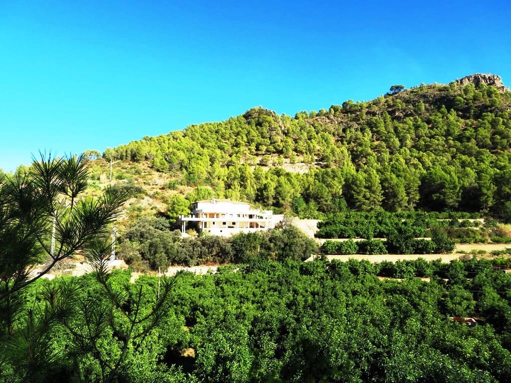 4 soveværelse Villa til salg i Pego med swimmingpool garage - € 695.000 (Ref: 8470163)