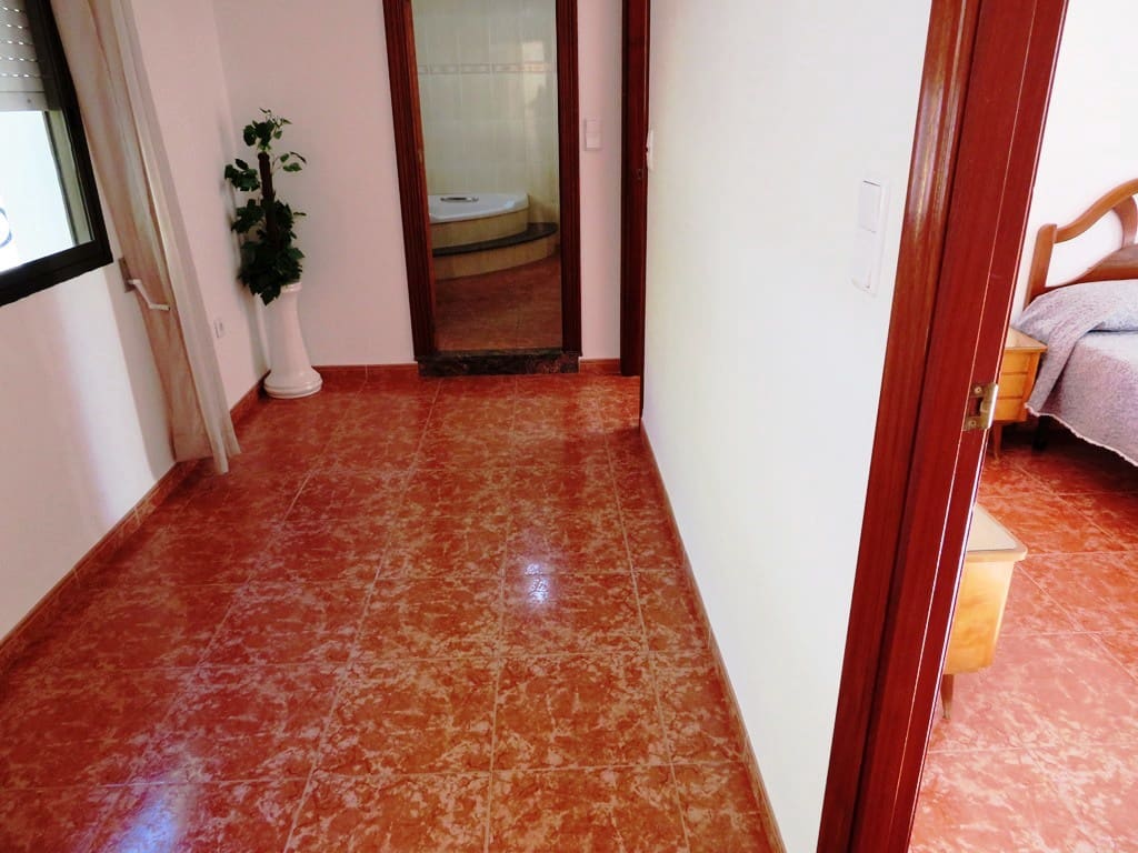 4 soveværelse Villa til salg i Pego med swimmingpool garage - € 695.000 (Ref: 8470163)