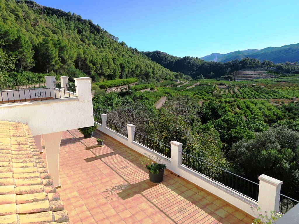 4 soveværelse Villa til salg i Pego med swimmingpool garage - € 695.000 (Ref: 8470163)