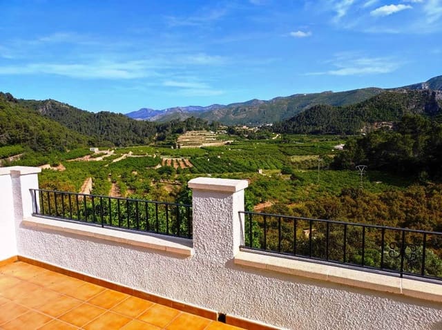 4 camera da letto Villa in vendita in Pego con piscina garage - 695.000 € (Rif: 8470163)