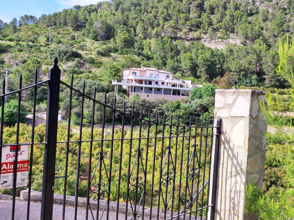 4 soveværelse Villa til salg i Pego med swimmingpool garage - € 695.000 (Ref: 8470163)