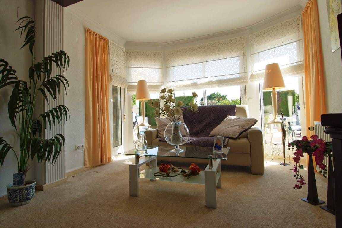 4 sypialnia Willa na sprzedaż w Els Poblets z basenem garażem - 595 000 € (Ref: 8589708)