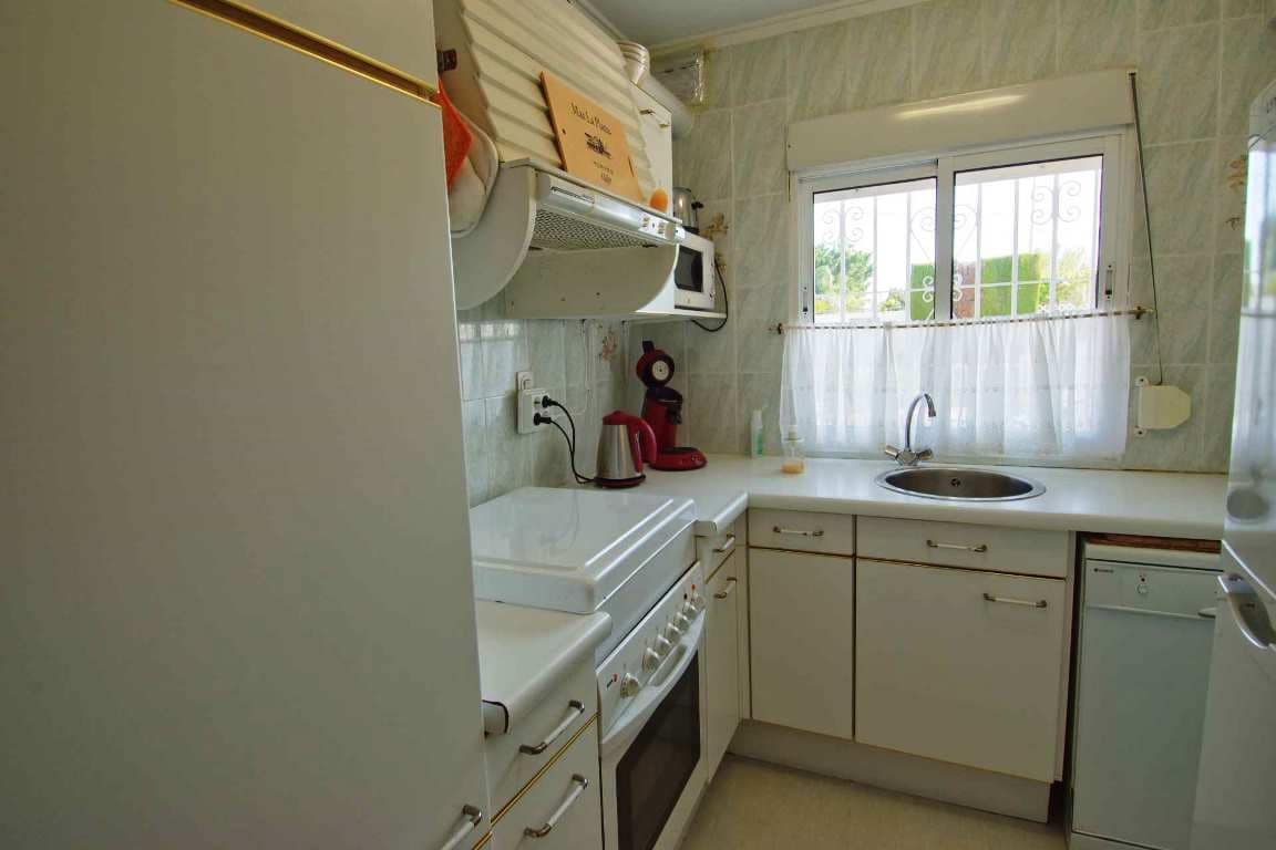 4 sypialnia Willa na sprzedaż w Els Poblets z basenem garażem - 595 000 € (Ref: 8589708)