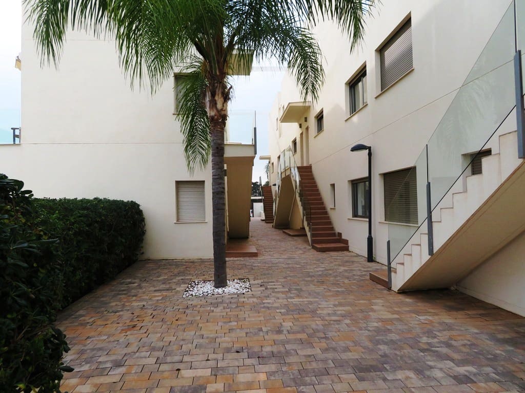 Apartamento Playa de 3 habitaciones en Dénia en venta con piscina garaje - 315.000 € (Ref: 8672422)