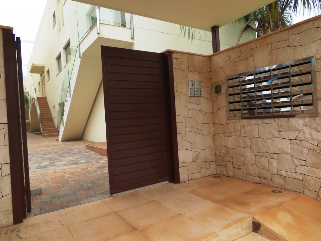 Apartamento Playa de 3 habitaciones en Dénia en venta con piscina garaje - 315.000 € (Ref: 8672422)