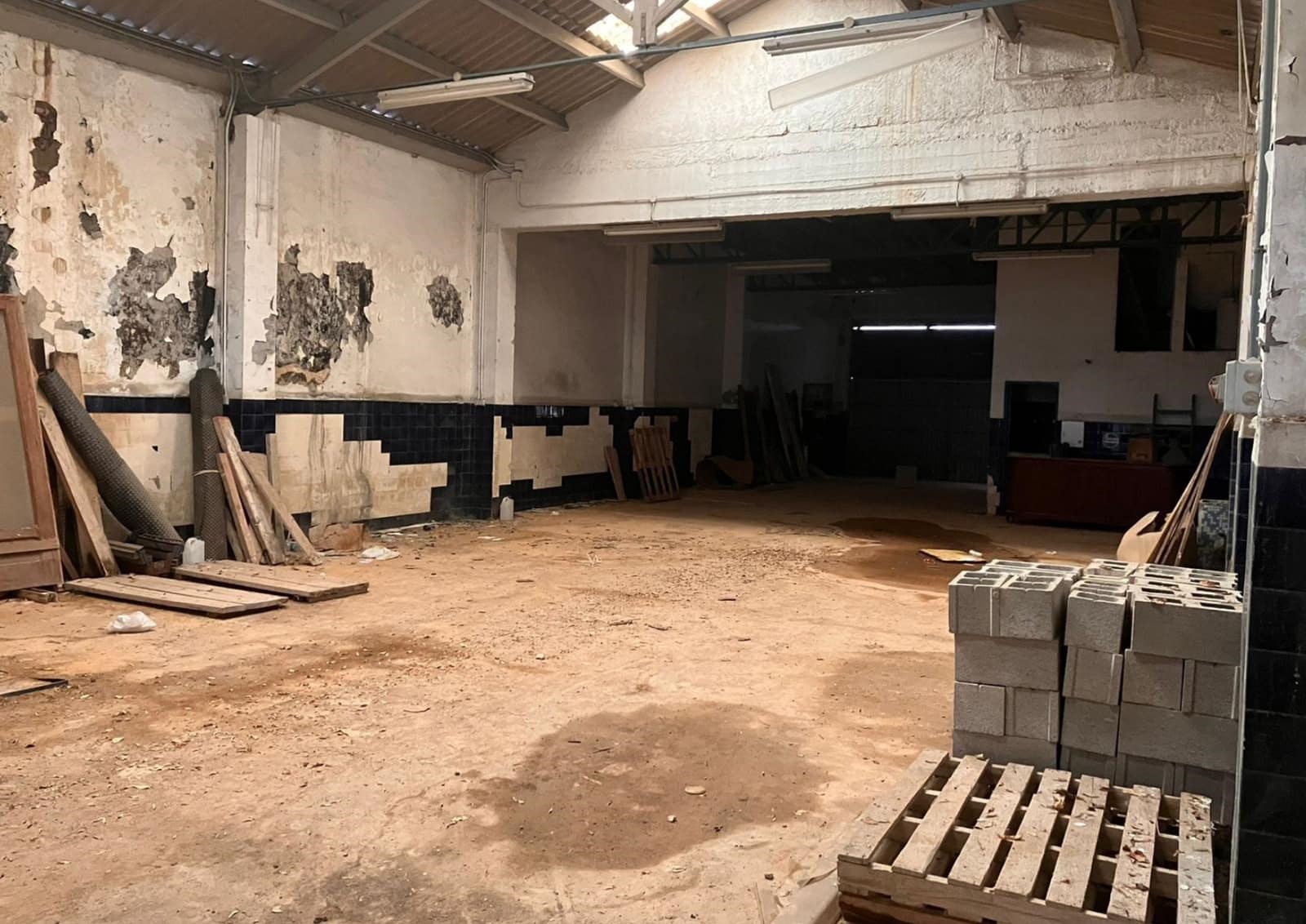 3 soveværelse Butik til salg i Ondara med garage - € 280.000 (Ref: 8777534)