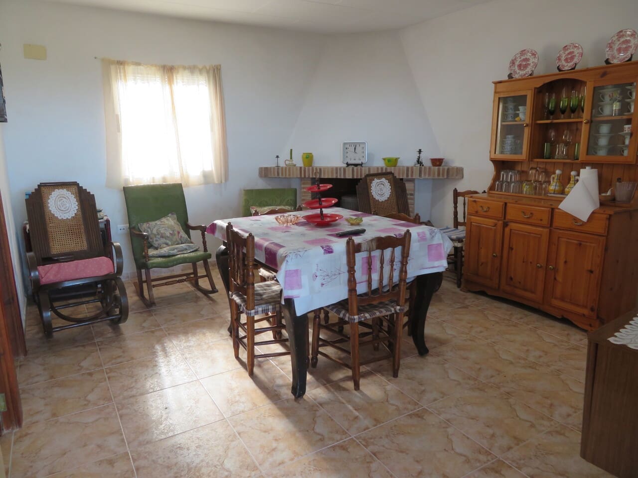 2 makuuhuone Huvila myytävänä paikassa Pego - 184 000 € (Ref: 8864127)