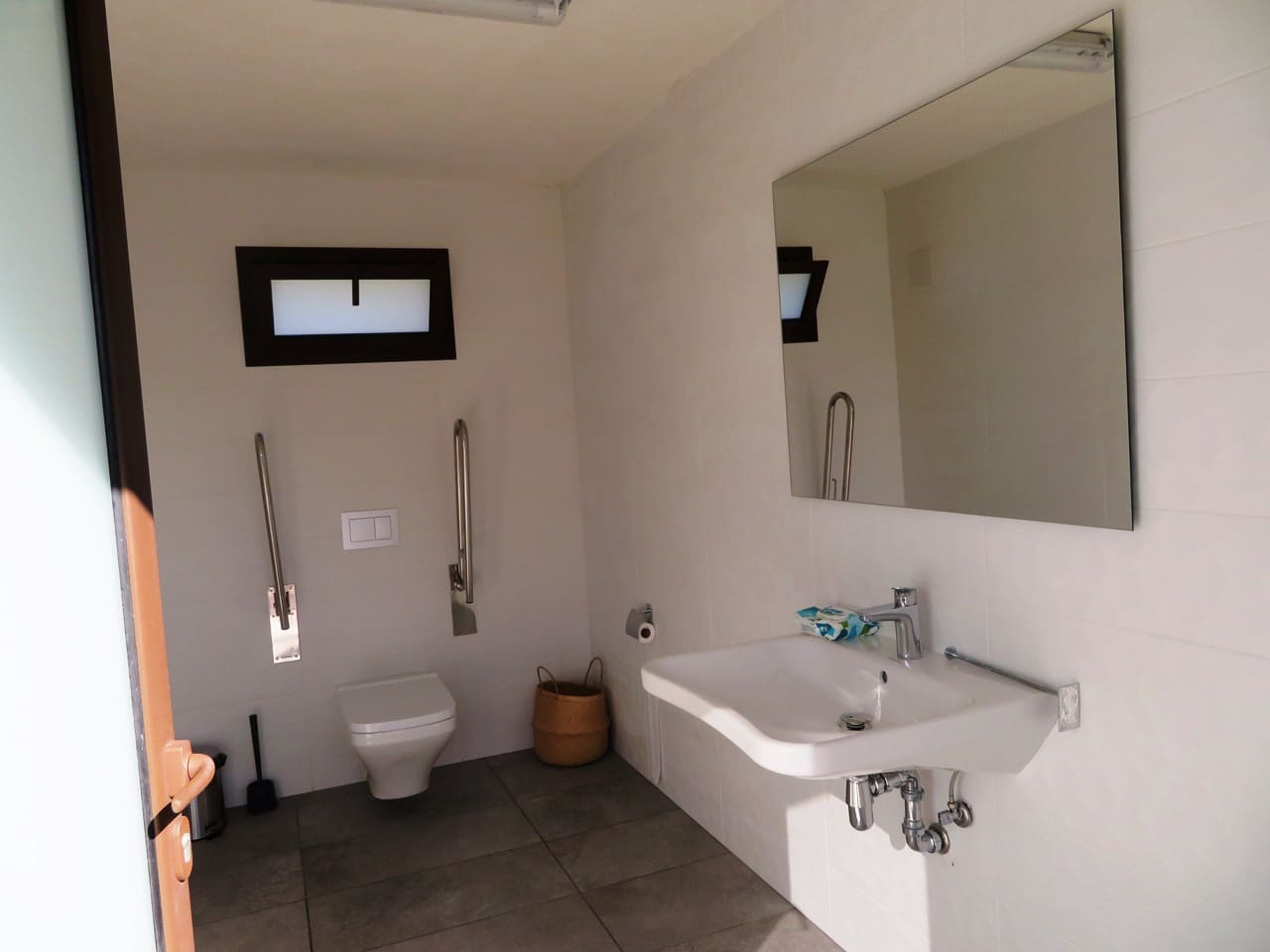 2 bedroom Beach Apartment for sale in El Vergel / Verger with pool garage - € 345,000 (Ref: 8867996)