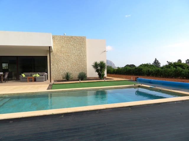 3 Zimmer Villa zu verkaufen in Beniarbeig mit Pool Garage - 895.000 € (Ref: 8988839)