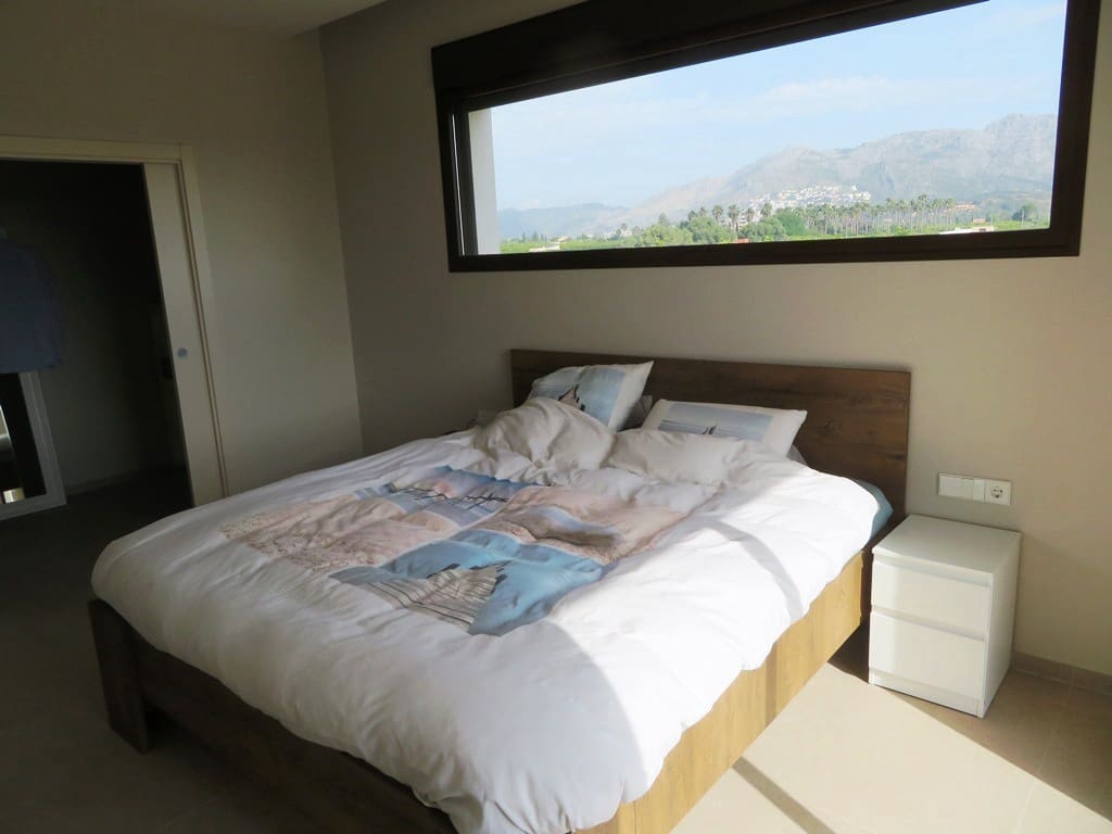 3 sypialnia Willa na sprzedaż w Beniarbeig z basenem garażem - 895 000 € (Ref: 8988839)