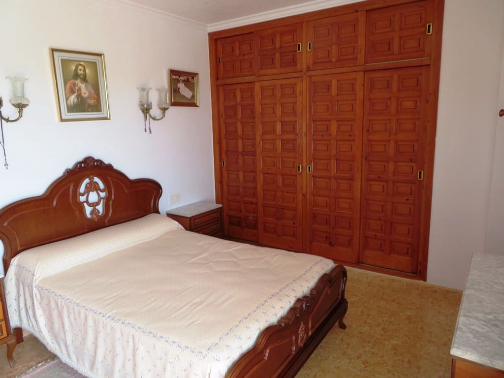 6 Zimmer Villa zu verkaufen in Els Poblets mit Garage - 525.000 € (Ref: 9009091)