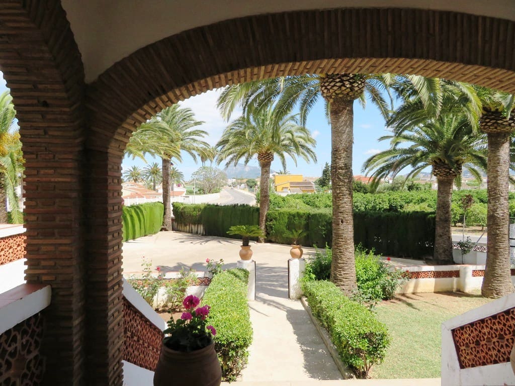 6 Zimmer Villa zu verkaufen in Els Poblets mit Garage - 525.000 € (Ref: 9009091)