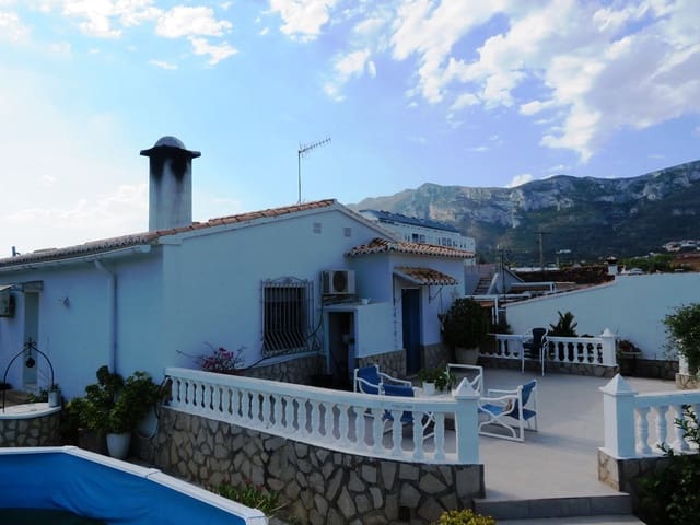 4 Zimmer Villa zu verkaufen in Dénia mit Pool Garage - 495.000 € (Ref: 9013177)