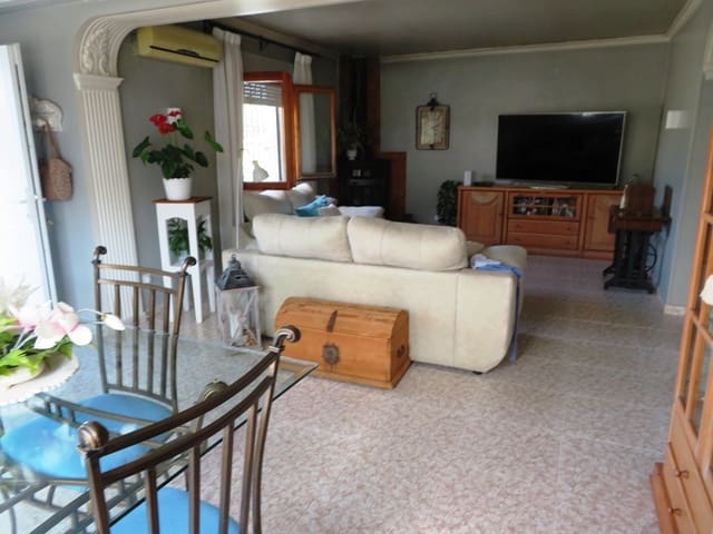 4 Zimmer Villa zu verkaufen in Dénia mit Pool Garage - 495.000 € (Ref: 9013177)