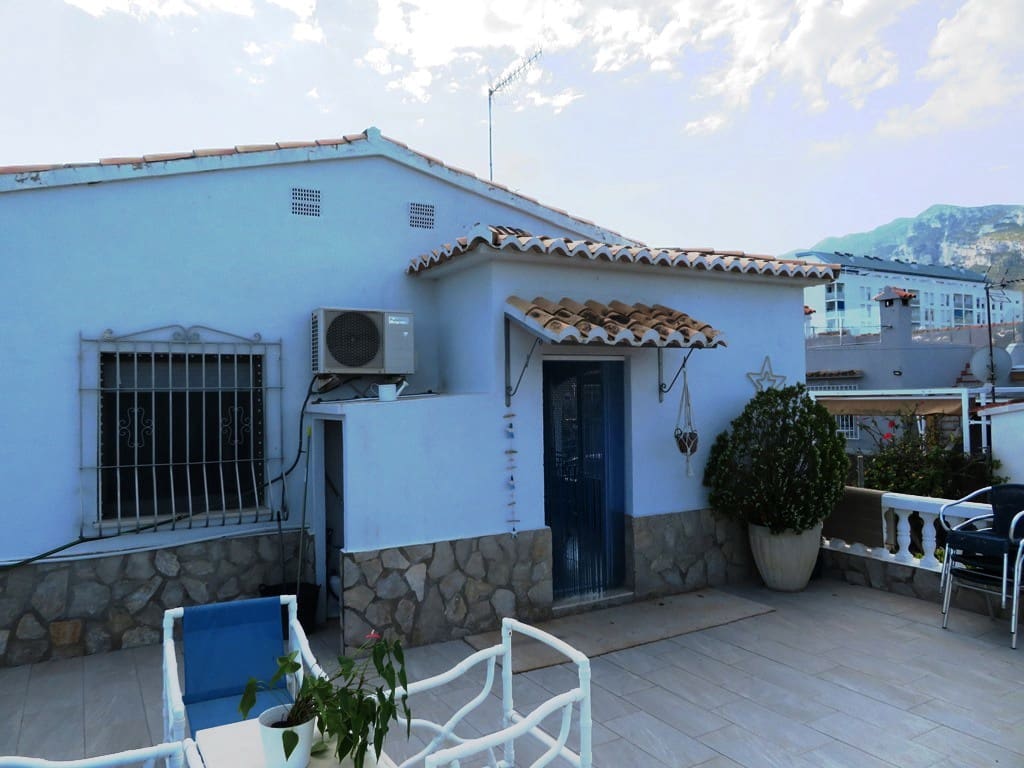 4 Zimmer Villa zu verkaufen in Denia mit Pool Garage - 495.000 € (Ref: 9013177)