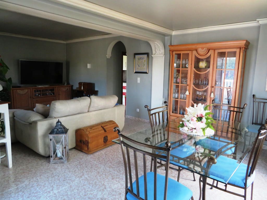 4 Zimmer Villa zu verkaufen in Denia mit Pool Garage - 495.000 € (Ref: 9013177)