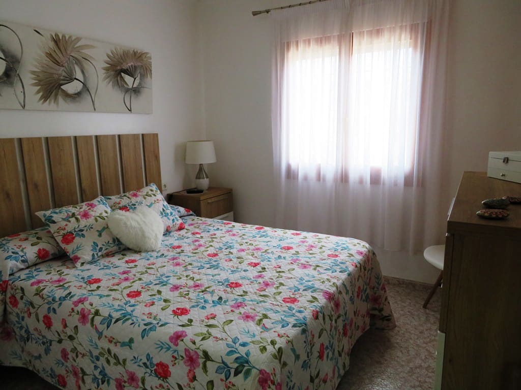 4 Zimmer Villa zu verkaufen in Denia mit Pool Garage - 495.000 € (Ref: 9013177)