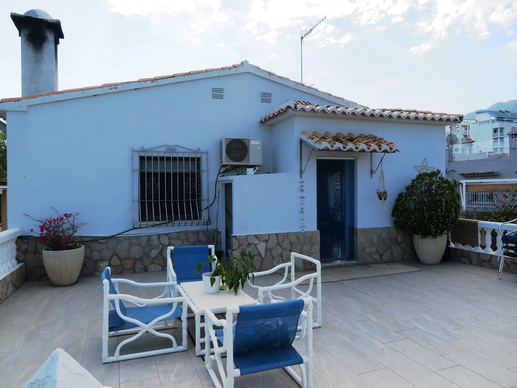 4 Zimmer Villa zu verkaufen in Denia mit Pool Garage - 495.000 € (Ref: 9013177)