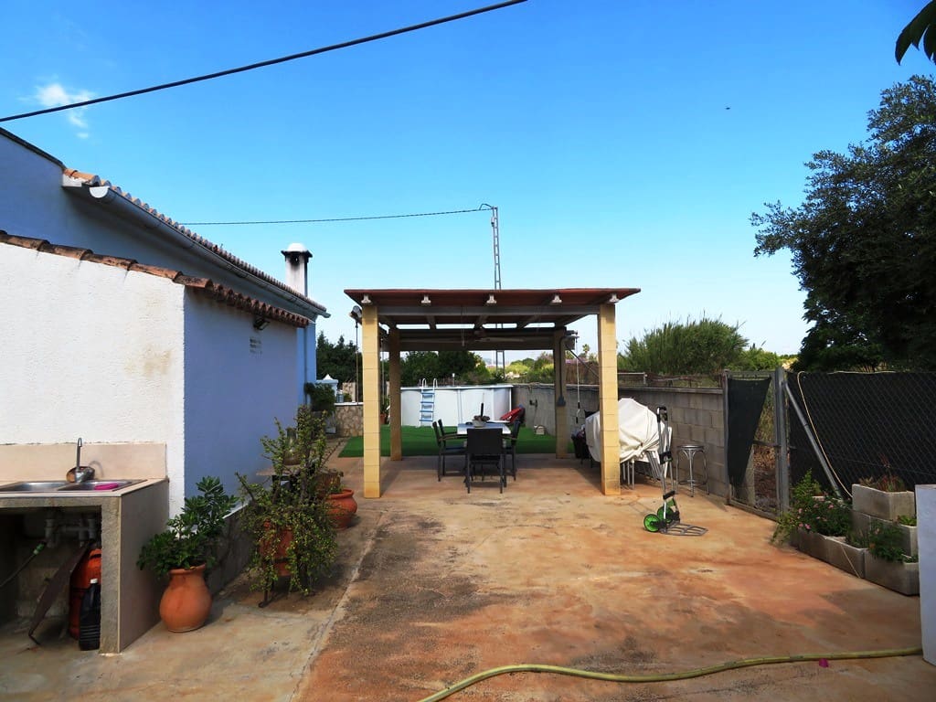 4 Zimmer Villa zu verkaufen in Denia mit Pool Garage - 495.000 € (Ref: 9013177)