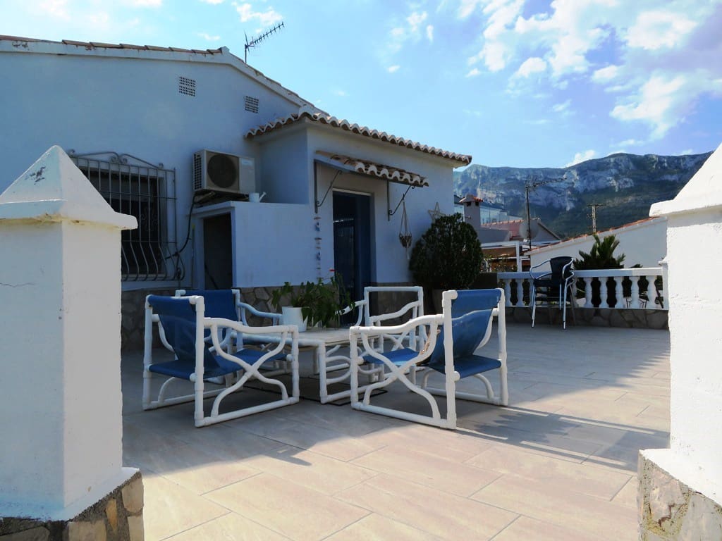 4 Zimmer Villa zu verkaufen in Denia mit Pool Garage - 495.000 € (Ref: 9013177)