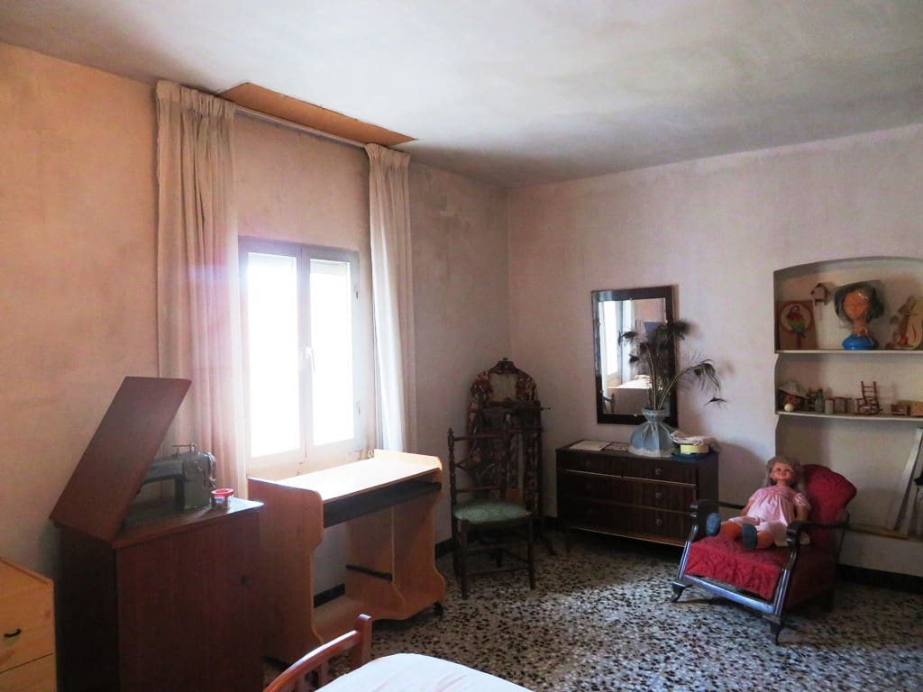 5 soveværelse Byhus til salg i Sagra - € 178.000 (Ref: 9127771)