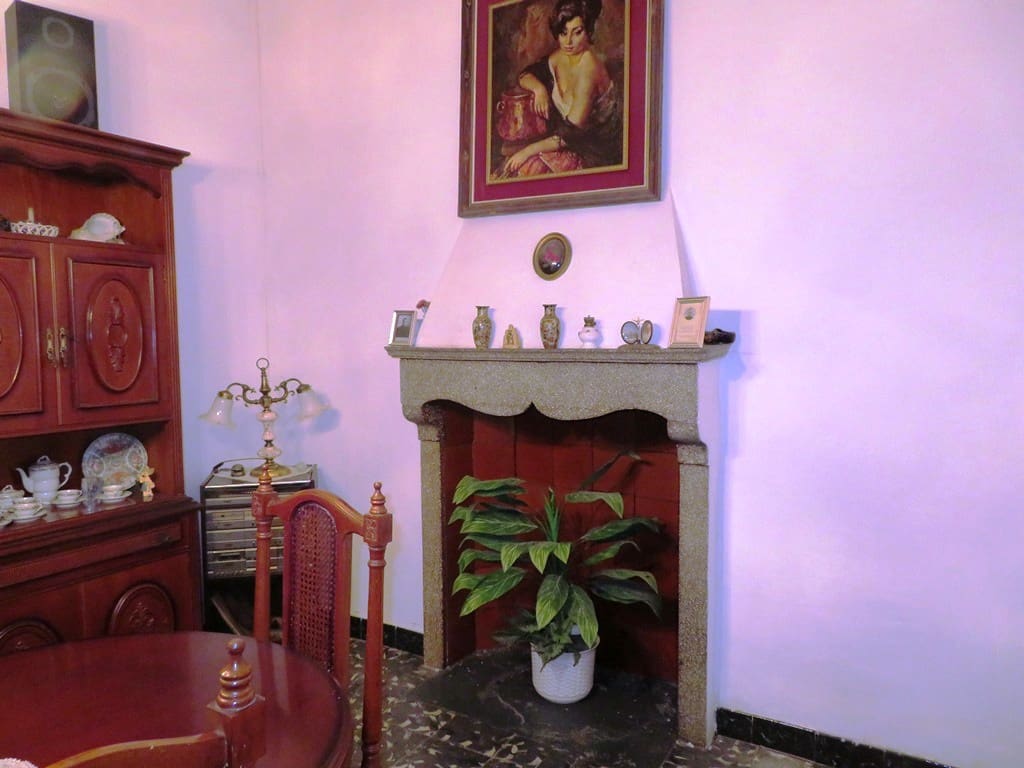 5 soveværelse Byhus til salg i Sagra - € 178.000 (Ref: 9127771)