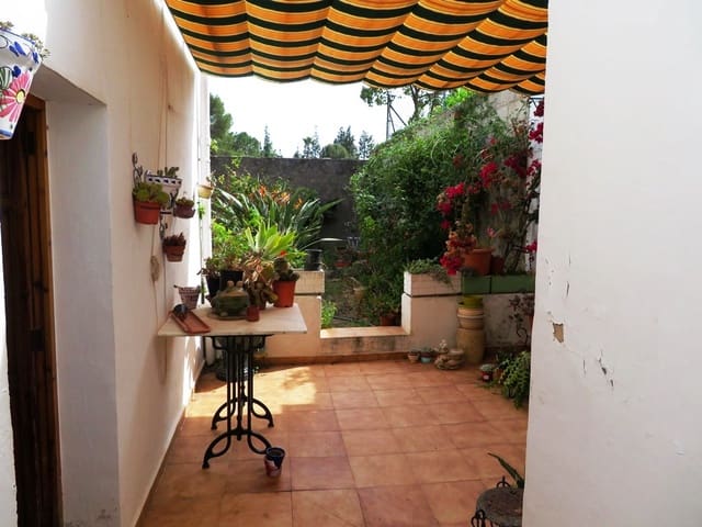 5 makuuhuone Omakotitalo myytävänä paikassa Sagra - 178 000 € (Ref: 9127771)