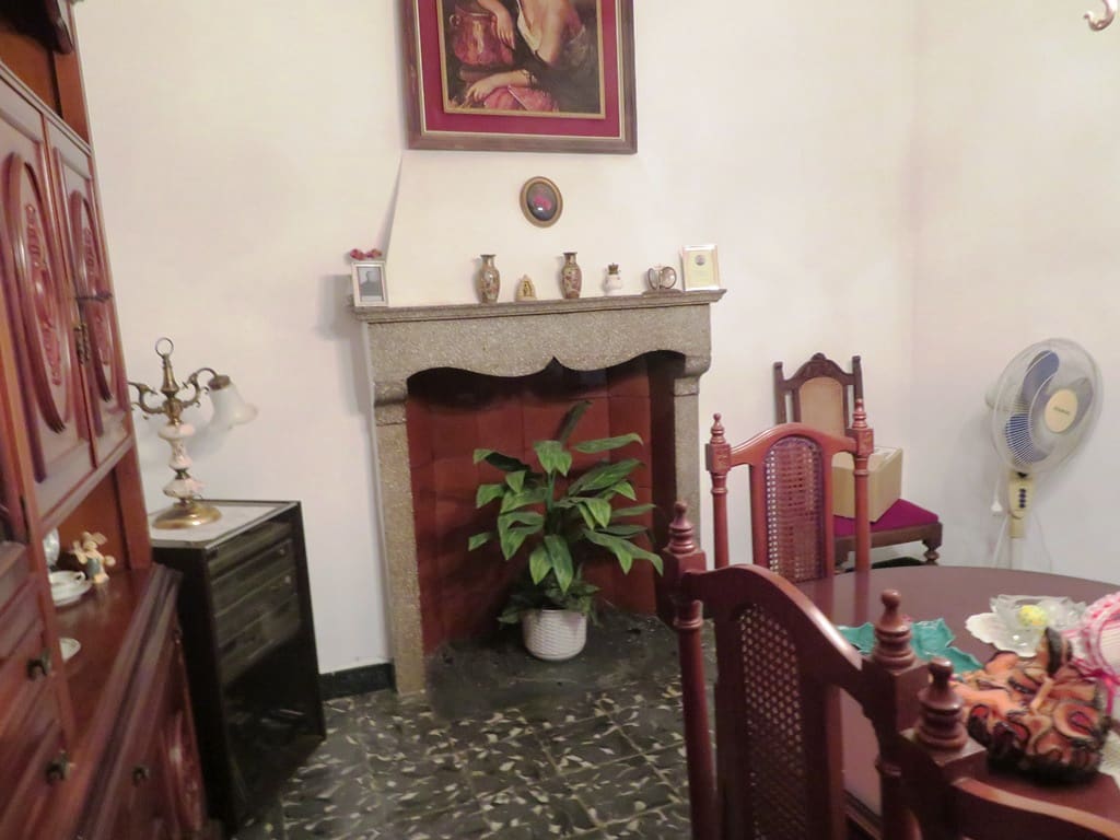 5 soveværelse Byhus til salg i Sagra - € 178.000 (Ref: 9127771)