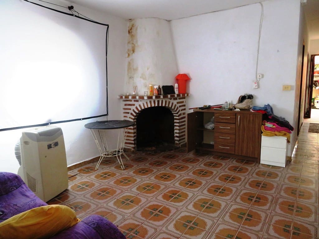 3 bedroom Villa for sale in Oliva - € 239,000 (Ref: 9191880)