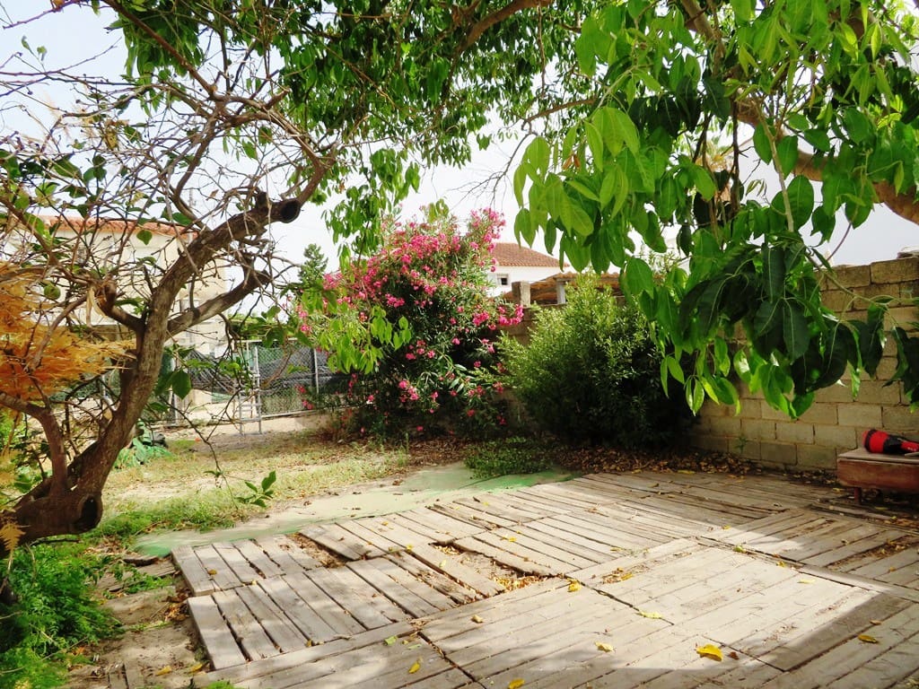 3 bedroom Villa for sale in Oliva - € 239,000 (Ref: 9191880)