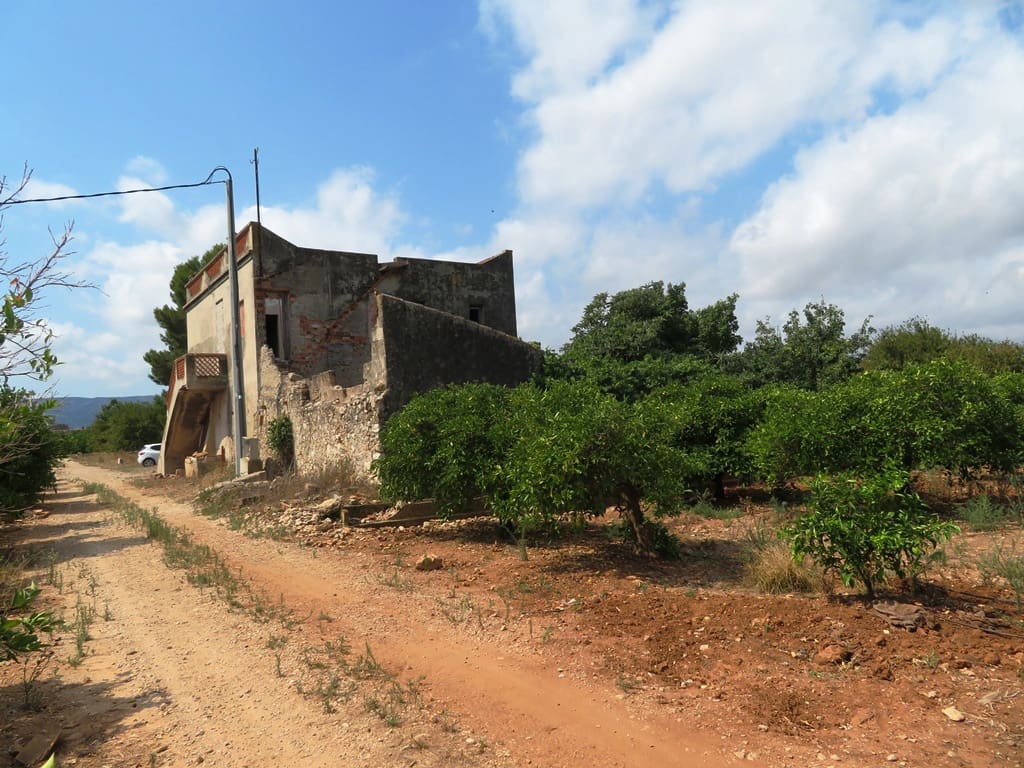 Hus til salgs i Ondara - € 130 000 (Ref: 9257662)