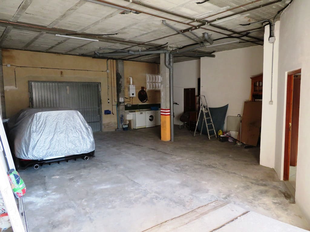 5 soveværelse Byhus til salg i Ondara med swimmingpool garage - € 415.000 (Ref: 9257666)