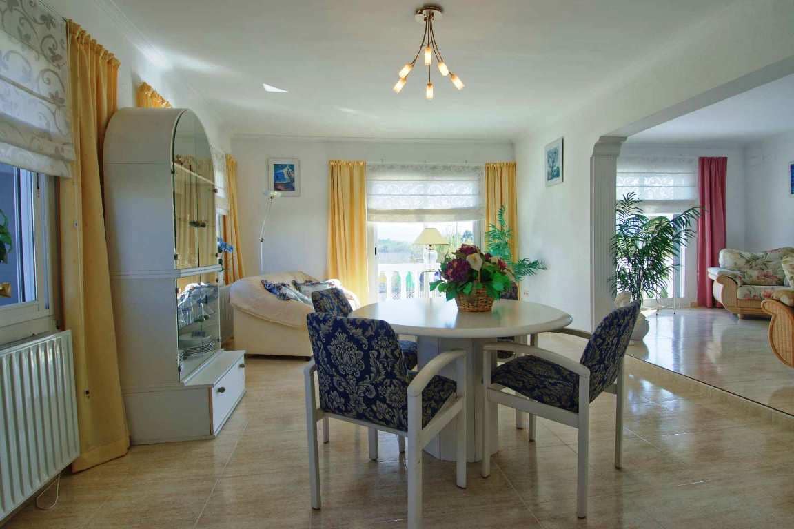 4 soverom Villa til salgs i Els Poblets med svømmebasseng garasje - € 595 000 (Ref: 9406953)