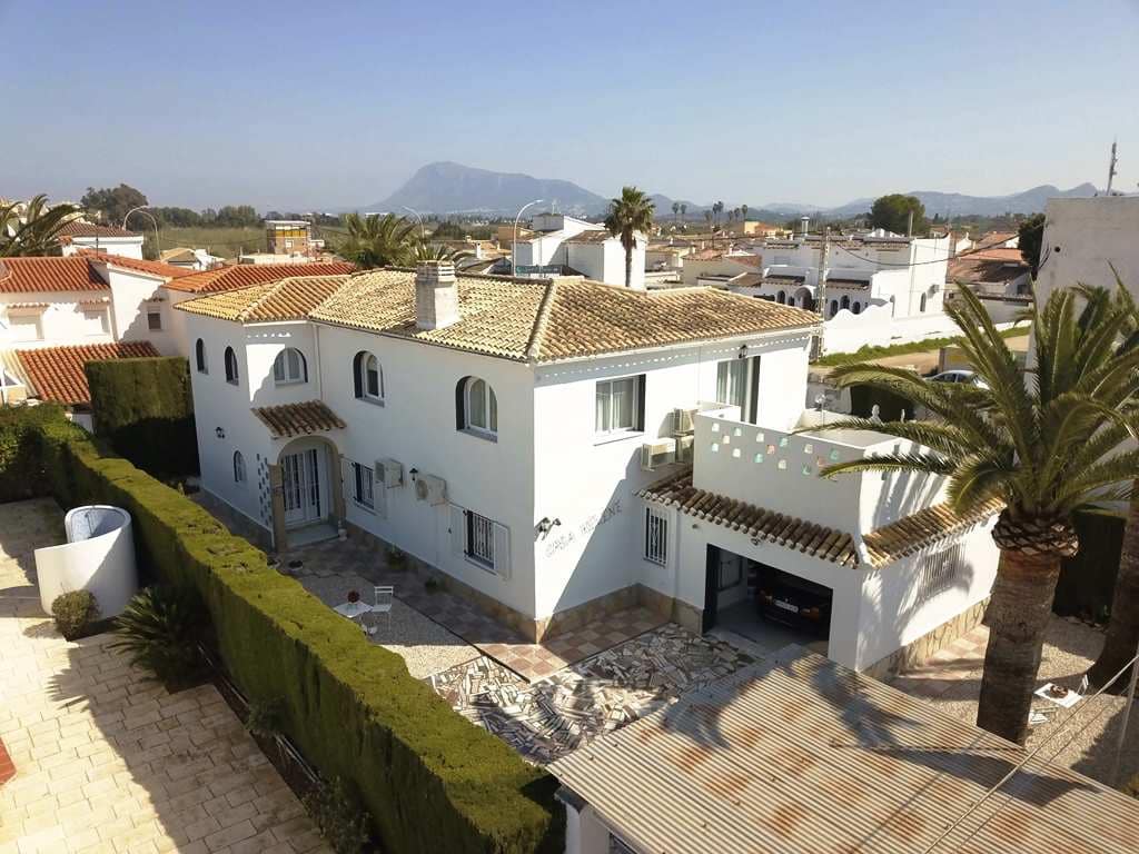 4 soverom Villa til salgs i Els Poblets med svømmebasseng garasje - € 595 000 (Ref: 9406953)