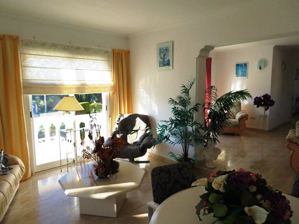 4 soverom Villa til salgs i Els Poblets med svømmebasseng garasje - € 595 000 (Ref: 9406953)