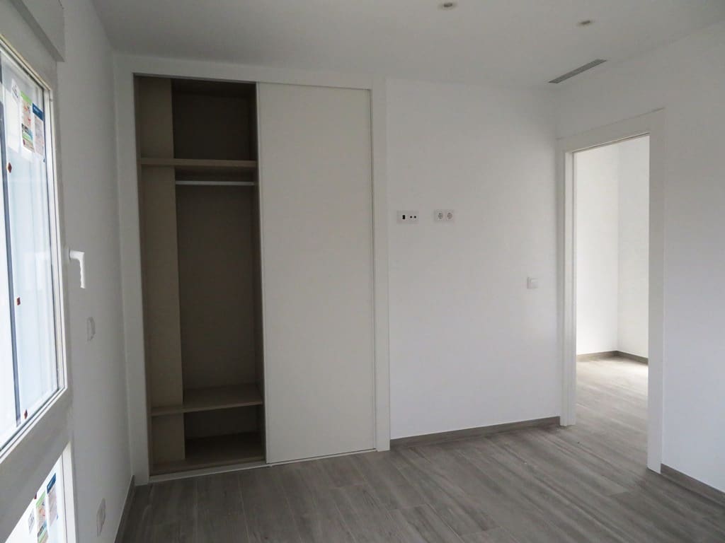 3 soverom Villa til salgs i Els Poblets med svømmebasseng garasje - € 550 000 (Ref: 9410057)