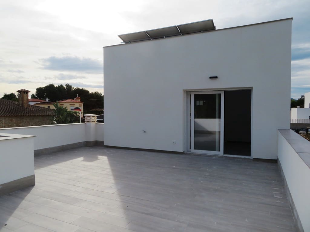 3 soverom Villa til salgs i Els Poblets med svømmebasseng garasje - € 550 000 (Ref: 9410057)